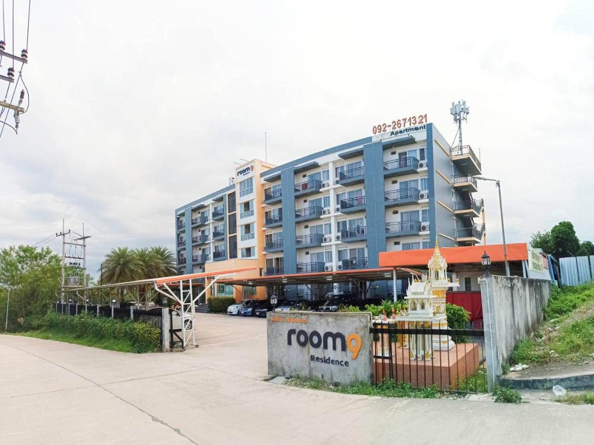 Room 9 Residence Pluak Daeng Exterior foto