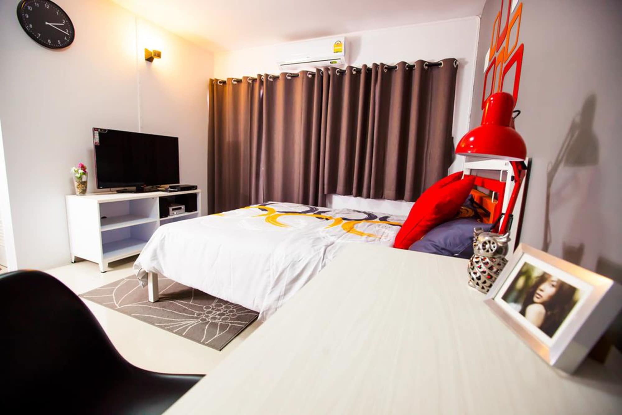 Room 9 Residence Pluak Daeng Exterior foto